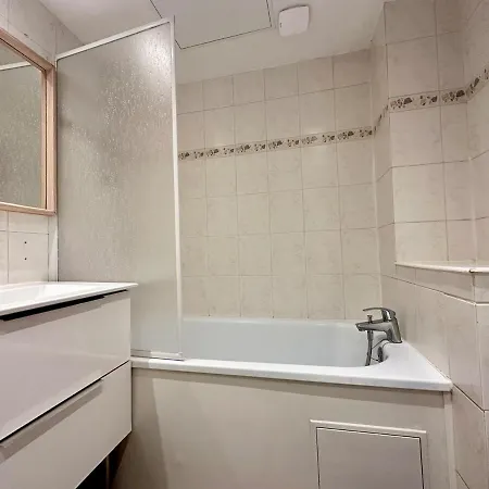 Appartement Le Repere - 2 A 4 Personnes - Lit King Size - Proche Gare
